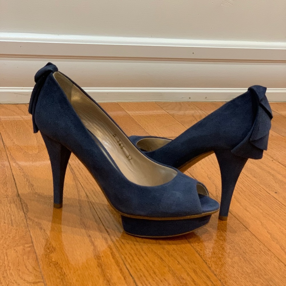 Alberto Gozzi Pumps